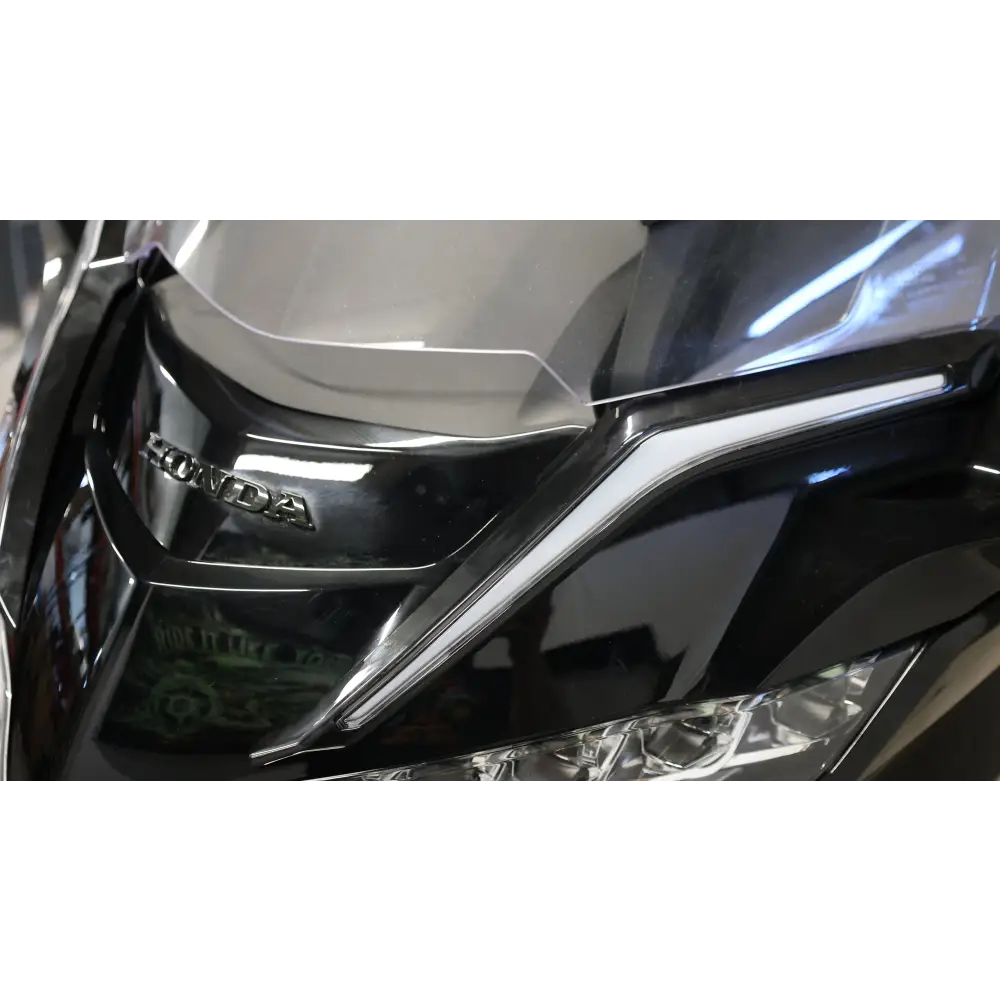 2018 Honda Goldwing GL1800 Goldstrike Strike Windshield Trim with LED Turn Signals