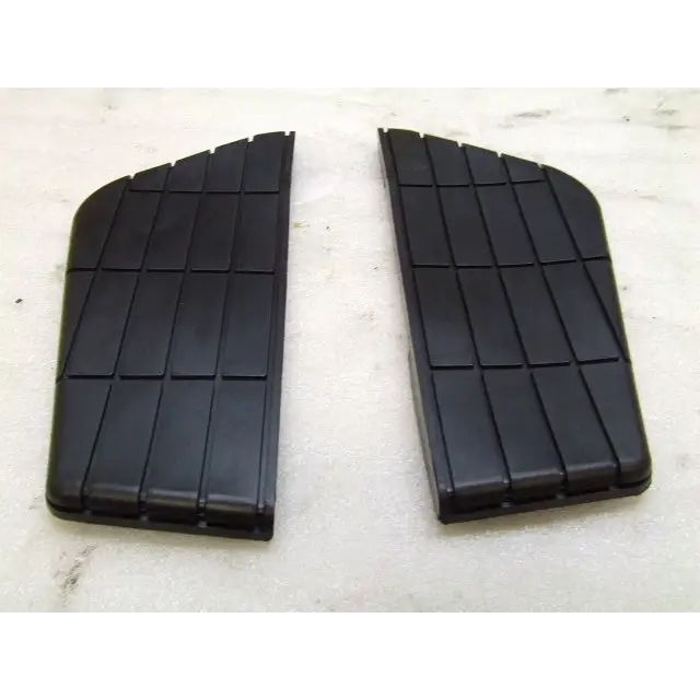 REPLACEMENT RUBBERS FOR THE PASSENGER BOARDS