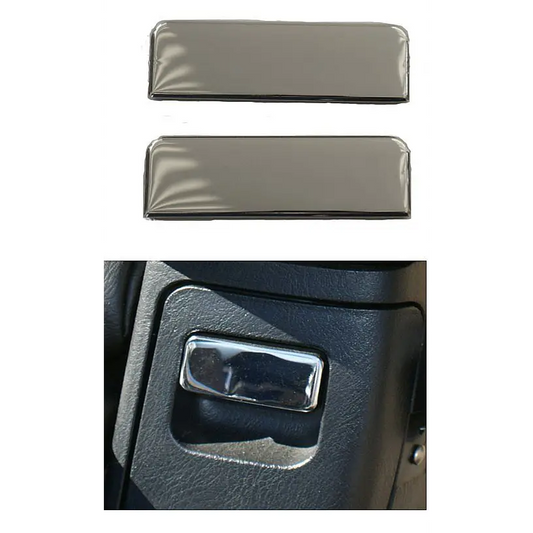 REAR POUCH DOOR CHROME ACCENT